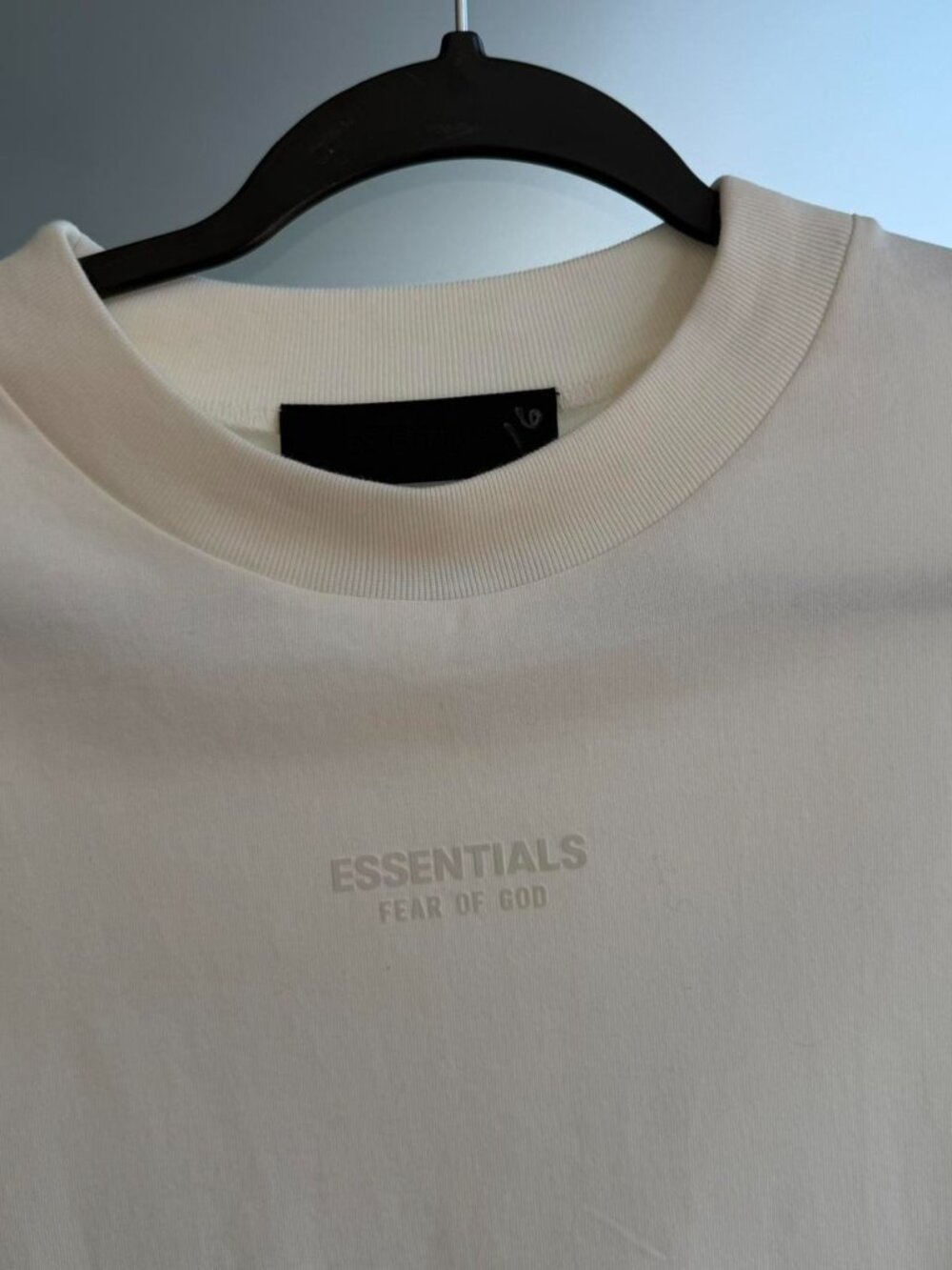 Essentials Fear Of God Cream Oversized Tee - Picture 2 of 5